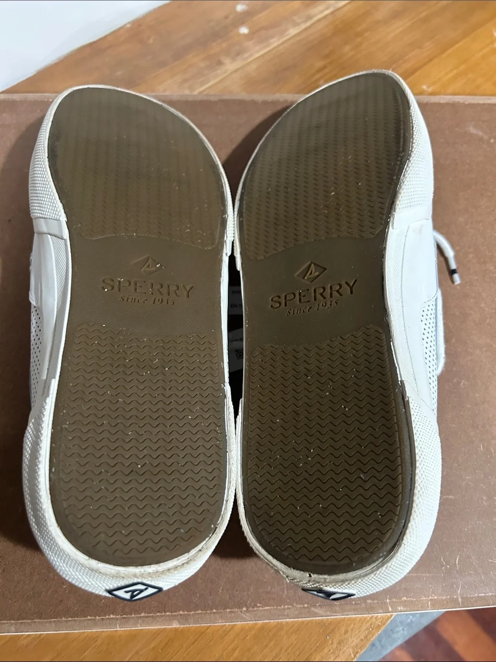 Sperry classic low
